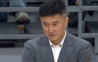 徐杰索絆倒迪亞洛，張明池挑釁，廣東球迷退場。