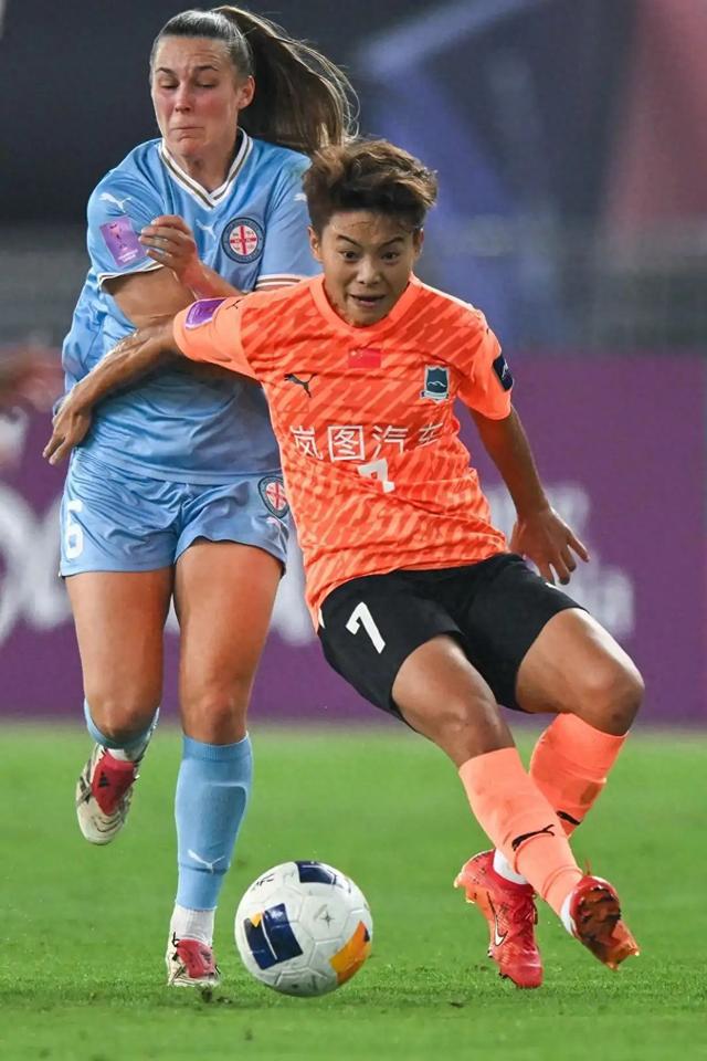 祝賀武漢隊奪得首屆女足亞冠冠軍！