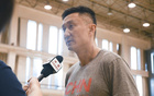 李夢亮相耐高總決賽，美艷動人，與杜鋒交流熱烈