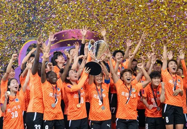 亞冠賽場，武體人奪魁！光彩奪目！