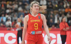 國際籃聯，中國女籃戰亞洲第三，李夢離場顯神秘之舉。