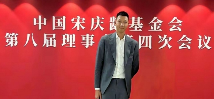 時隔5個月首次公開露面!大河報:易建聯關聯公司成被執行人