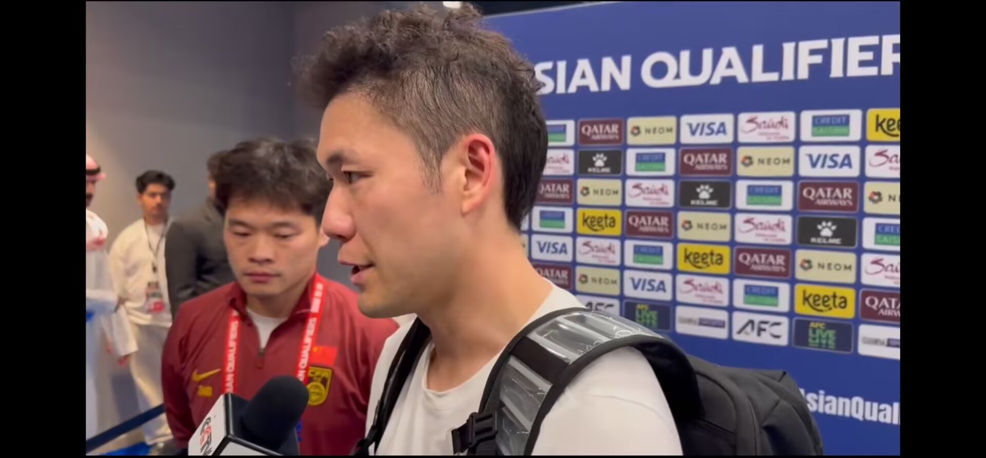 李源一:訓練和比賽不同在于對手給的壓力 沒紅牌比賽應該有機會