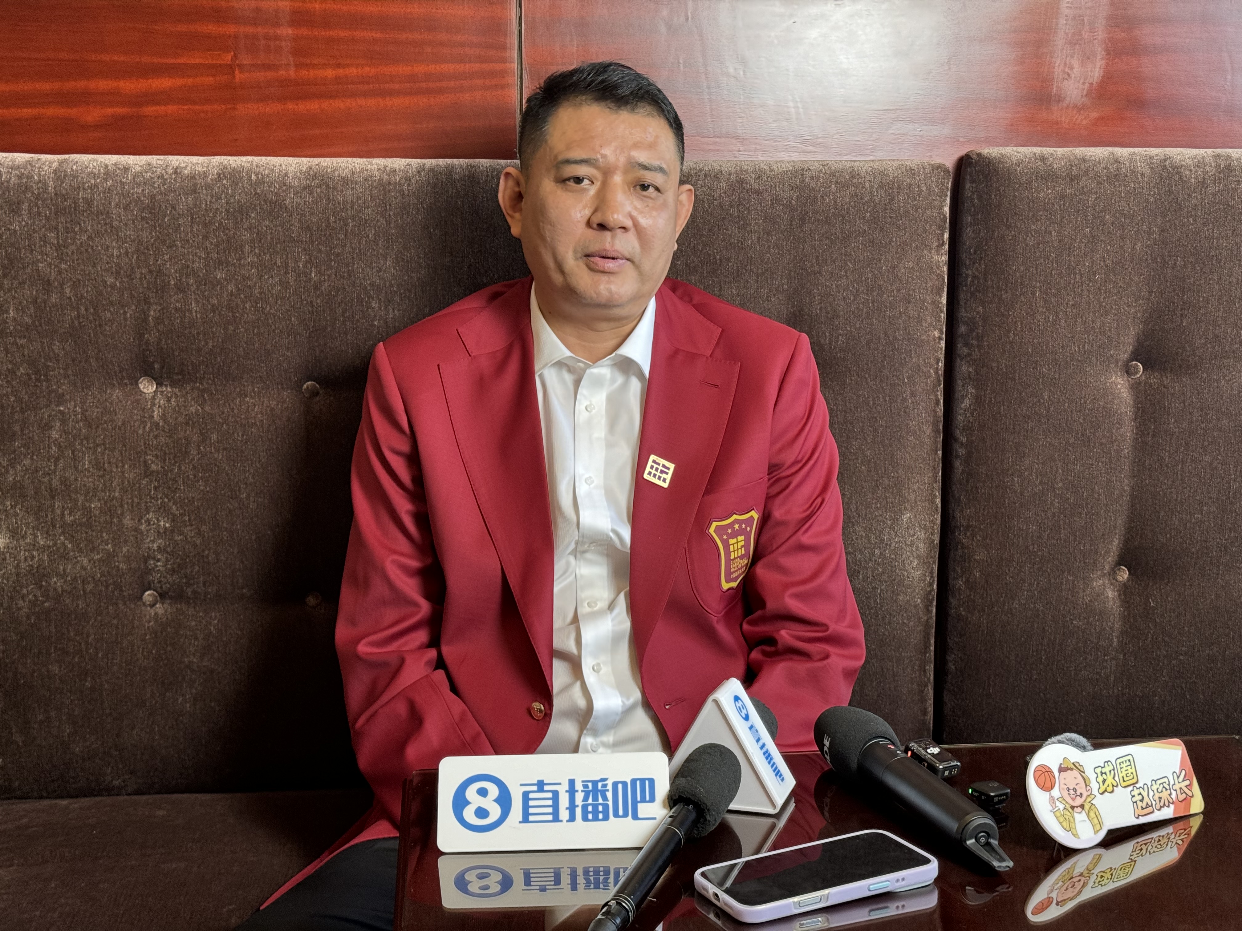 鞏曉彬談逍遙王稱號:從來沒有逍遙過 就是年復一年的訓練和比賽