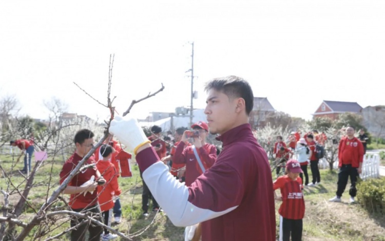 吾米提江:希望能盡早幫助球隊 愿望就是海港冠軍