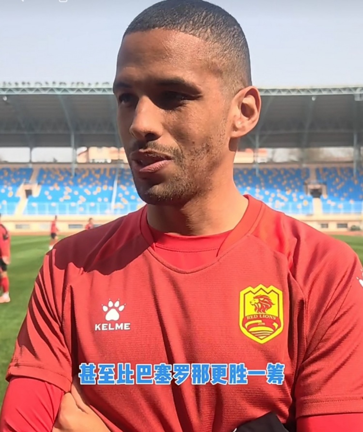 小里瓦爾多:青島比巴塞羅那更美 父親也喜歡中國的足球