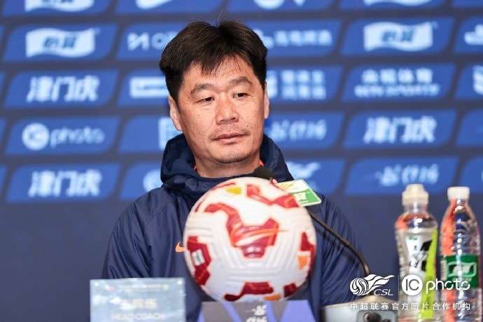 李霄鵬:希望明天比賽能打出一些新的東西,取得一個好的結果
