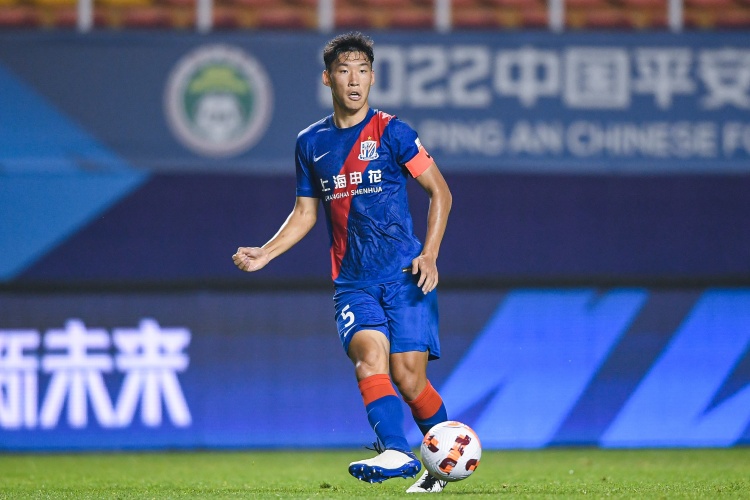 記者:朱辰杰不能完整合練出戰可能性不大,王世龍可能首次首發